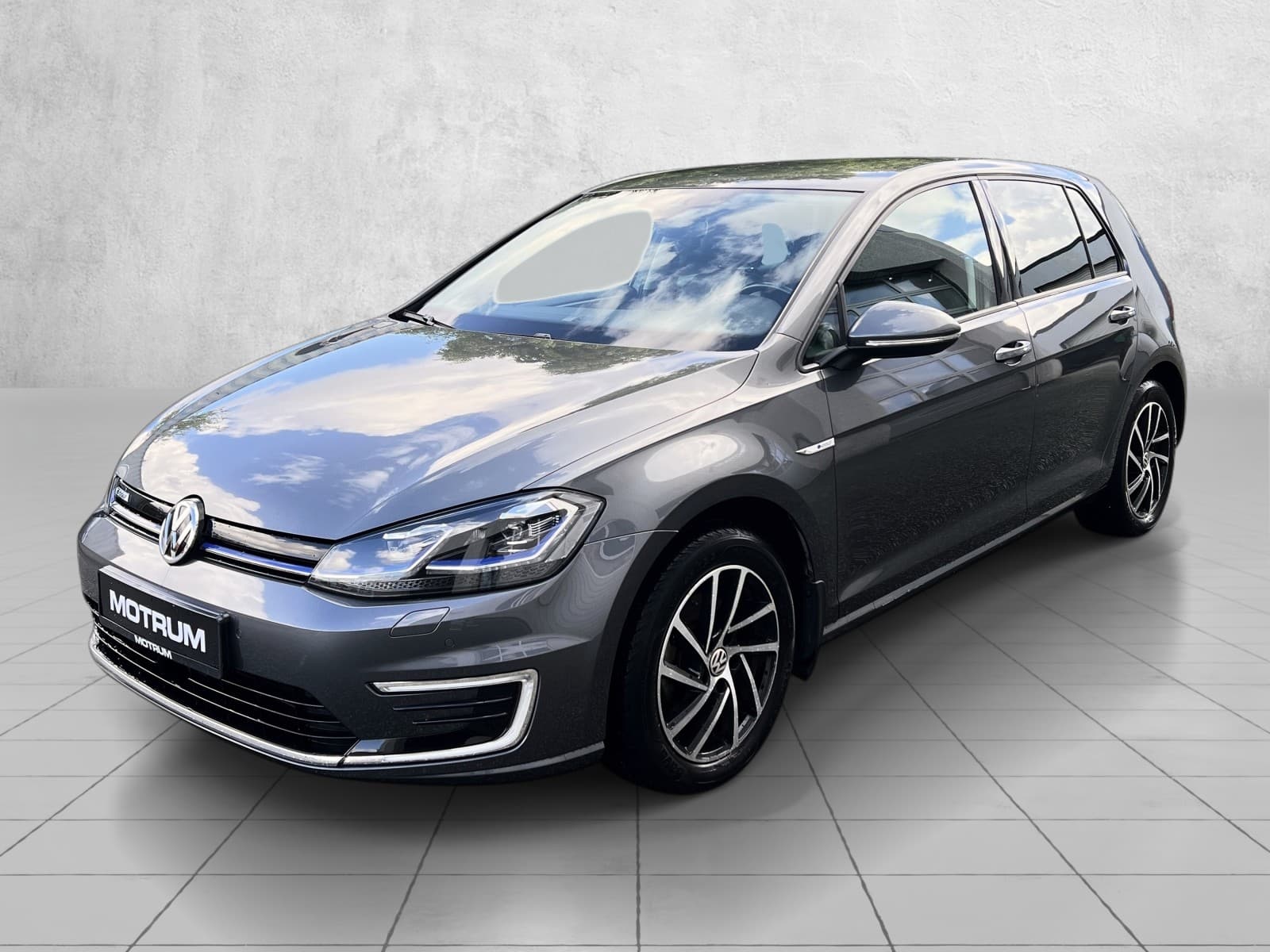Volkswagen e-Golf VII
